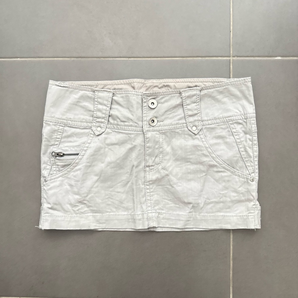 Streetwear Society White Mini Skirt - Picture 1 of 3